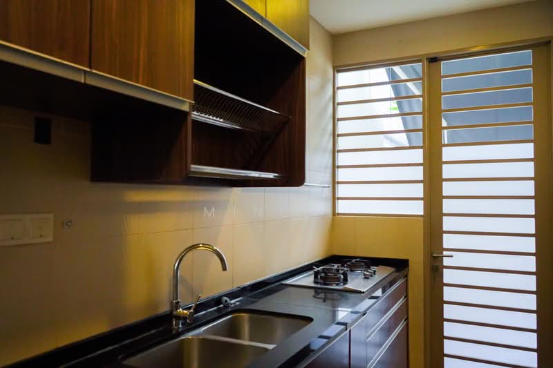 Resort-Style Semi-D! Bayshore Estate!, Jalan Remis / Sennett / Lucky, Bedok / Upper East Coast, 4 Bedrooms, 3,800 sqft, Semi-Detached House For Sale, by Ming !, 500217016 - Kitchen - PropertyGuru.com.sg