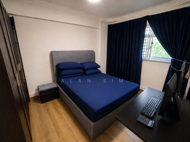 648 Ang Mo Kio Avenue 5, 648 Ang Mo Kio Avenue 5, 3 Bedrooms, 1,076 sqft, HDB Flat For Sale, by Alan Sim, 500217026 - Bedroom - PropertyGuru.com.sg