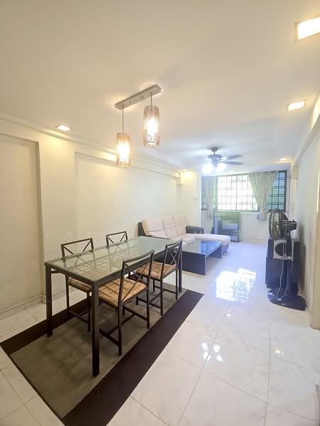 97 Commonwealth Crescent, 97 Commonwealth Crescent, 2 Bedrooms, 731 sqft, HDB Flat For Sale, by Kayla Lim 芮名, 500217027 - Living Room - PropertyGuru.com.sg