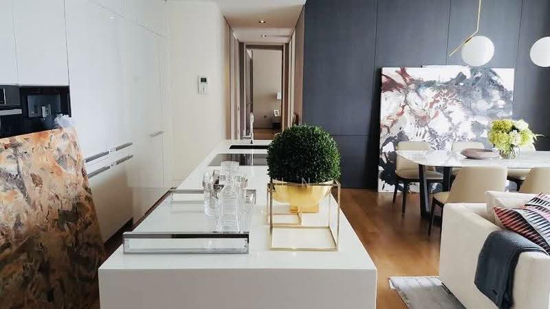 Hilltops, 101 Cairnhill Circle, Orchard / River Valley, 3 Bedrooms, 1,711 sqft, Condominium For Sale, by Daphne Tan, 500217032 - PropertyGuru.com.sg