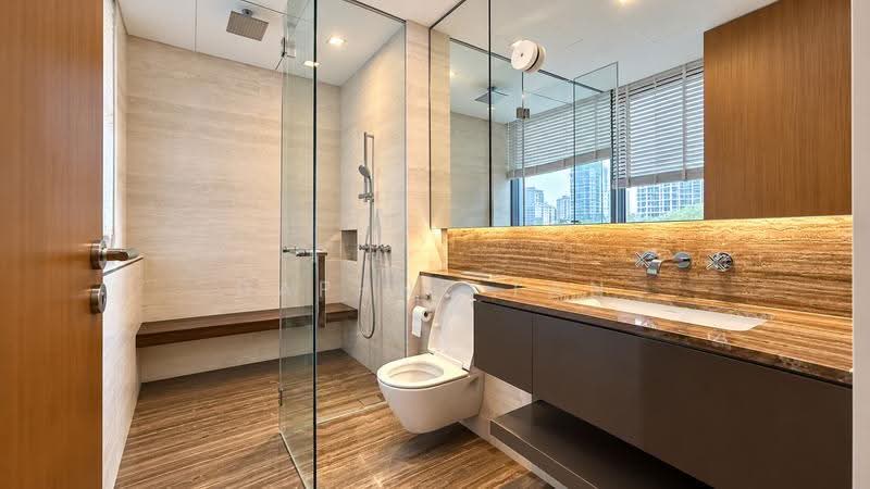 Hilltops, 101 Cairnhill Circle, Orchard / River Valley, 3 Bedrooms, 1,711 sqft, Condominium For Sale, by Daphne Tan, 500217032 - Master Bathroom - PropertyGuru.com.sg