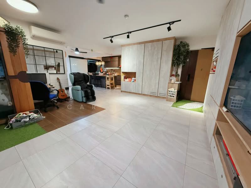 463B Bukit Batok Street 41, 463B Bukit Batok Street 41, 3 Bedrooms, 1,216 sqft, HDB Flat For Sale, by Carolyn Ng, 500217033 - Living Room - PropertyGuru.com.sg