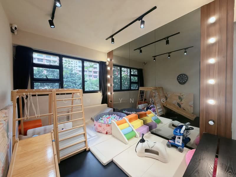463B Bukit Batok Street 41, 463B Bukit Batok Street 41, 3 Bedrooms, 1,216 sqft, HDB Flat For Sale, by Carolyn Ng, 500217033 - Common Bedroom 3 - PropertyGuru.com.sg