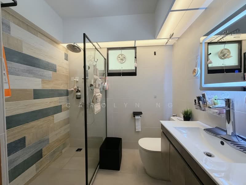 463B Bukit Batok Street 41, 463B Bukit Batok Street 41, 3 Bedrooms, 1,216 sqft, HDB Flat For Sale, by Carolyn Ng, 500217033 - Master Bathroom - PropertyGuru.com.sg