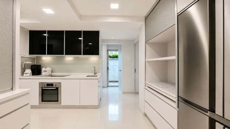 ⭐️⭐️LANDED7772@ 2 Storey Semi D with Attic @ Tai Yuan Heights, Lorong Chuan / Serangoon Garden / Tai Yuan Heights, 8 Bedrooms, 7,000 sqft, Semi-Detached House For Sale, by Alvin Oh, 500217040 - Kitchen - PropertyGuru.com.sg