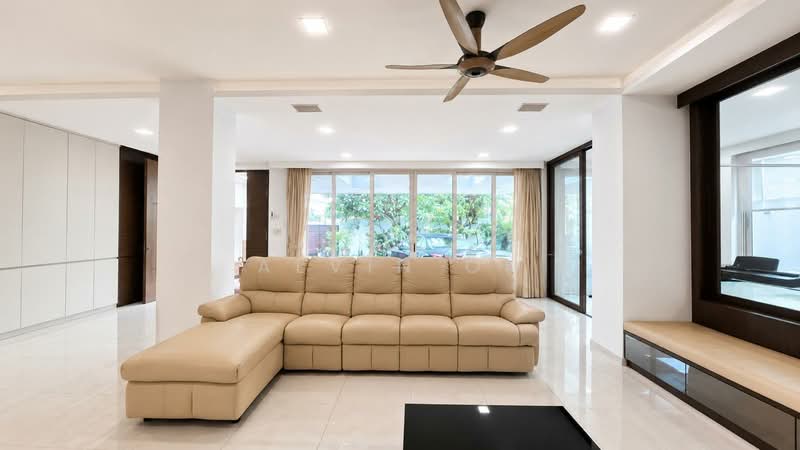 ⭐️⭐️LANDED7772@ 2 Storey Semi D with Attic @ Tai Yuan Heights, Lorong Chuan / Serangoon Garden / Tai Yuan Heights, 8 Bedrooms, 7,000 sqft, Semi-Detached House For Sale, by Alvin Oh, 500217040 - Living Room - PropertyGuru.com.sg