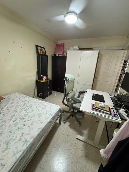 241 Tampines Street 21, 241 Tampines Street 21, 2 Bedrooms, 796 sqft, HDB Flat For Rent, by Colin Tan, 500217043 - Bedroom - PropertyGuru.com.sg