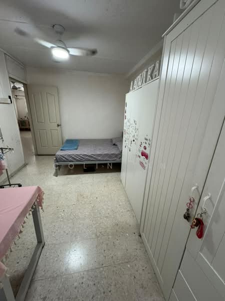 241 Tampines Street 21, 241 Tampines Street 21, 2 Bedrooms, 796 sqft, HDB Flat For Rent, by Colin Tan, 500217043 - Bedroom - PropertyGuru.com.sg