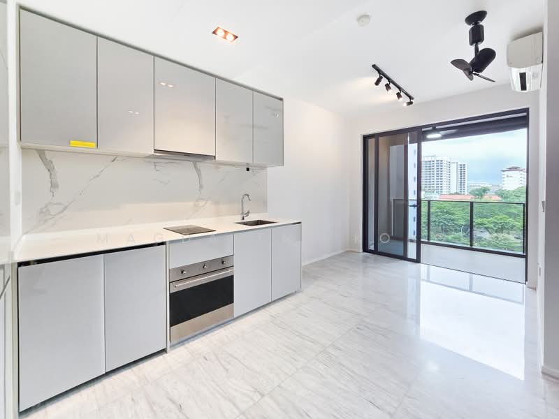 Parc Esta, 908 Sims Avenue, 2 Bedrooms, 700 sqft, Condominium For Sale, by Magdalene Kong, 500217054 - Kitchen - PropertyGuru.com.sg
