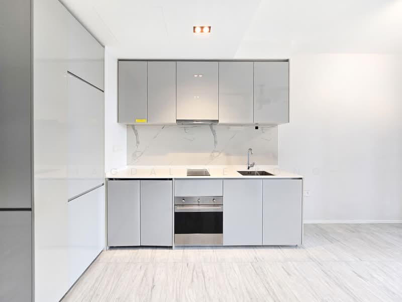 Parc Esta, 908 Sims Avenue, 2 Bedrooms, 700 sqft, Condominium For Sale, by Magdalene Kong, 500217054 - Kitchen - PropertyGuru.com.sg