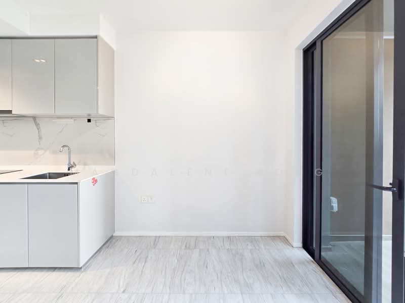 Parc Esta, 908 Sims Avenue, 2 Bedrooms, 700 sqft, Condominium For Sale, by Magdalene Kong, 500217054 - Kitchen - PropertyGuru.com.sg