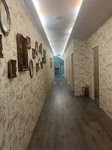 Malacca Centre, 20 Malacca Street, 1,830 sqft, Other Retail For Rent, by Nora Kassim, 500217055 - Corridor - CommercialGuru.com.sg