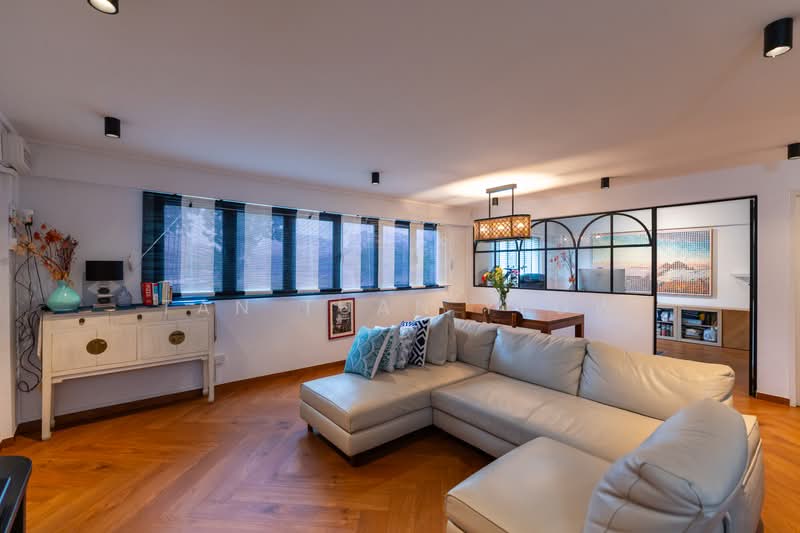 332 Serangoon Avenue 3, 332 Serangoon Avenue 3, 3 Bedrooms, 1,109 sqft, HDB Flat For Sale, by Tan Tuan Yeow, 500217061 - Living Room - PropertyGuru.com.sg