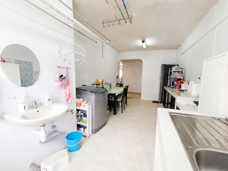 286 Tampines Street 22, 286 Tampines Street 22, 3 Bedrooms, 1,109 sqft, HDB Flat For Sale, by Tricia Chong Mei Ting, 500217067 - Kitchen - PropertyGuru.com.sg