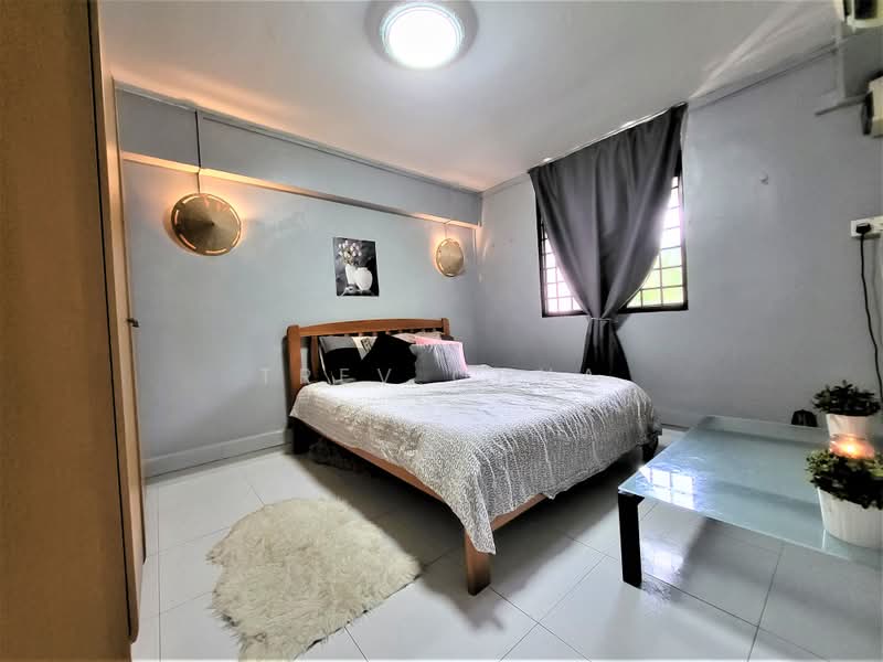 34 Lorong 5 Toa Payoh, 34 Lorong 5 Toa Payoh, 2 Bedrooms, 721 sqft, HDB Flat For Sale, by Trev Chua, 500217068 - Bedroom 2 - PropertyGuru.com.sg