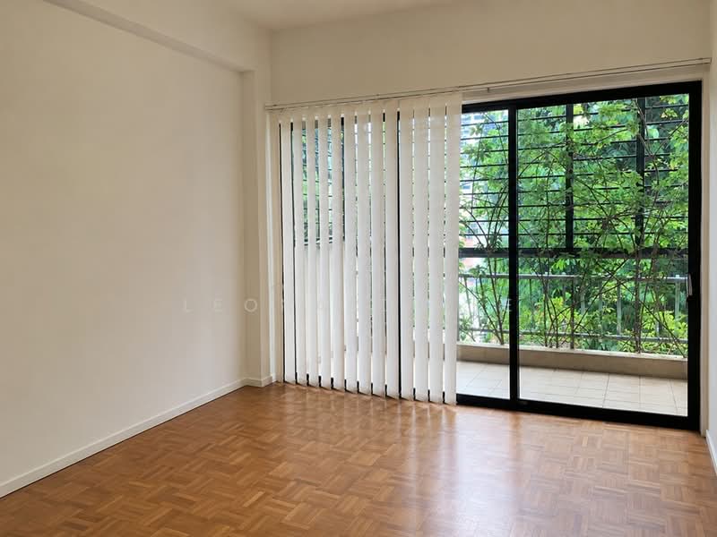 Spanish Village, 60 Farrer Road, 3 Bedrooms, 1,604 sqft, Condominium For Sale, by Leonard Lee, 500217070 - Room with Balcony - PropertyGuru.com.sg
