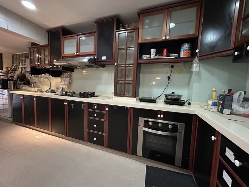 Chelsea Village, Jambol Place, Room Rental, 150 sqft, Terraced House For Rent, by Teo En Jia, 500217076 - Kitchen - PropertyGuru.com.sg