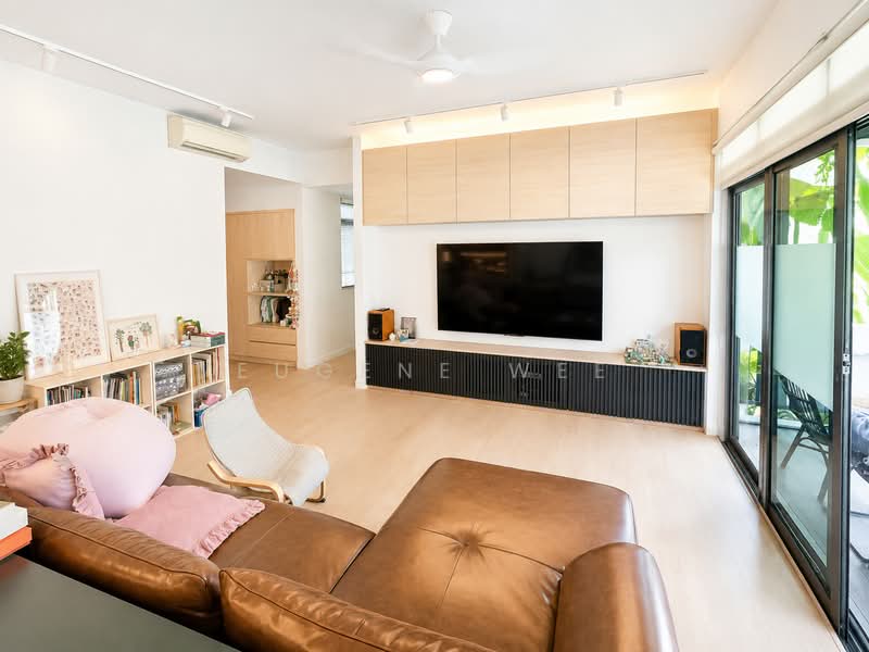 Freehold 1km to Nanyang And Raffles Girls Primary 3 Beds w/ Study, Duchess Ave, 3 Bedrooms, 1,453 sqft, Condominium For Sale, by Eugene Wee, 500217079 - Living Room - PropertyGuru.com.sg