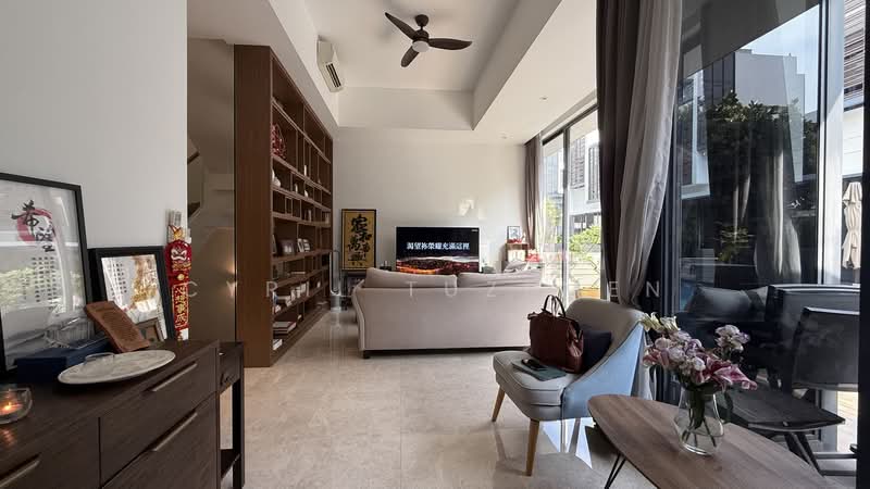 Alana, Sunrise Terrace, 4 Bedrooms, 3,498 sqft, Cluster House For Rent, by Cyril Tuzemen, 500217094 - Living Room - PropertyGuru.com.sg