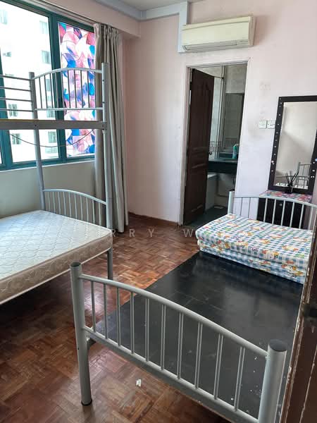 Wing Fong Court, 10 Lorong 14 Geylang, 1 Bedroom, 646 sqft, Condominium For Sale, by Larry Woo, 500217095 - Bedroom - PropertyGuru.com.sg