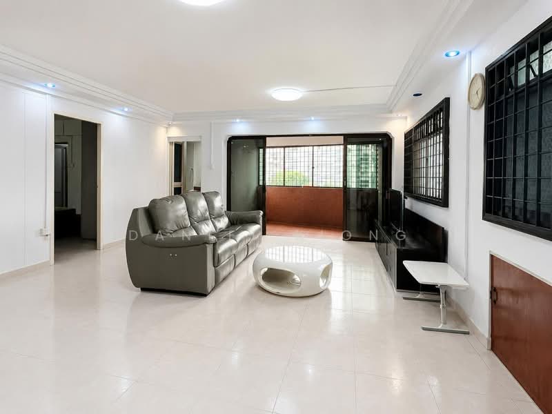 347 Kang Ching Road, 347 Kang Ching Road, 3 Bedrooms, 1,302 sqft, HDB Flat For Sale, by Daniel Kiong, 500217099 - Living Room - PropertyGuru.com.sg