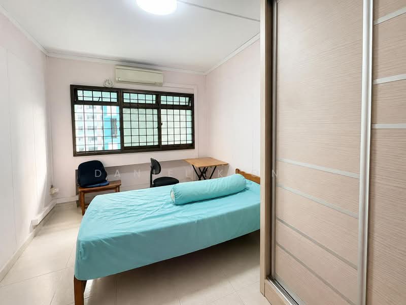 347 Kang Ching Road, 347 Kang Ching Road, 3 Bedrooms, 1,302 sqft, HDB Flat For Sale, by Daniel Kiong, 500217099 - Bedroom - PropertyGuru.com.sg