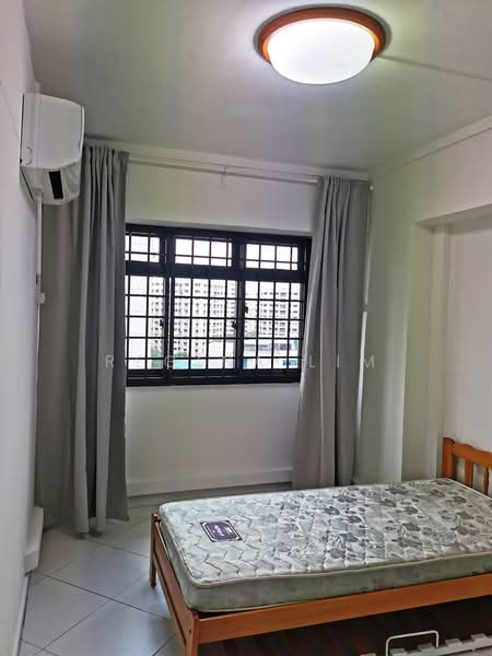 328 Sembawang Crescent, 328 Sembawang Crescent, 3 Bedrooms, 1,087 sqft, HDB Flat For Rent, by Regina Lim, 500217104 - Bedroom 2 - PropertyGuru.com.sg
