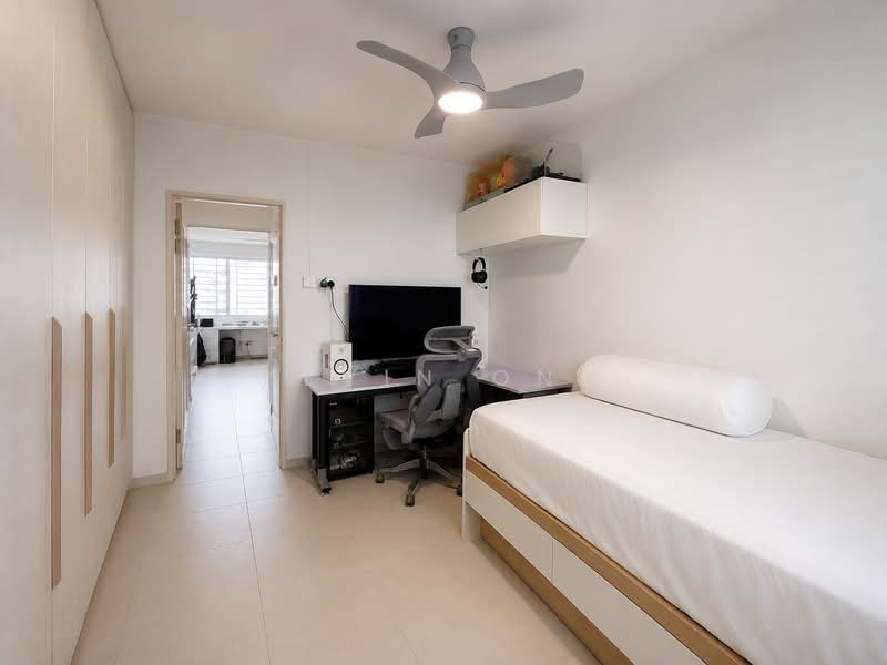 144 Bishan Street 12, 144 Bishan Street 12, 3 Bedrooms, 1,120 sqft, HDB Flat For Sale, by Kevin Ong, 500217106 - Bedroom - PropertyGuru.com.sg