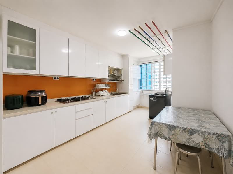 144 Bishan Street 12, 144 Bishan Street 12, 3 Bedrooms, 1,120 sqft, HDB Flat For Sale, by Kevin Ong, 500217106 - Kitchen - PropertyGuru.com.sg