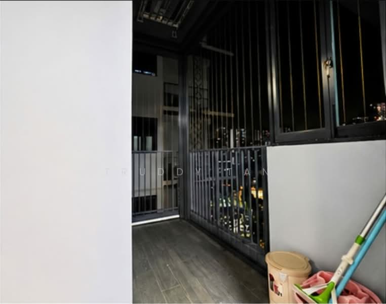 Gem Residences, , 5 Bedrooms, 1,313 sqft, Condominium For Sale, by Truddy Tan, 500217112 - Balcony - PropertyGuru.com.sg