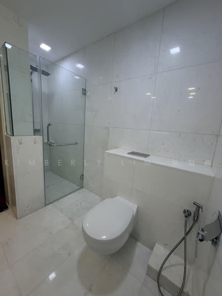 The Trevose, 56 Trevose Crescent, 4 Bedrooms, 1,894 sqft, Condominium For Rent, by Kimberly Lim 林梨梅, 500217113 - Bathroom - PropertyGuru.com.sg
