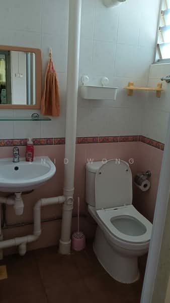 341 Clementi Avenue 5, 341 Clementi Avenue 5, 1 Bedroom, 721 sqft, HDB Flat For Rent, by Enid Wong, 500217121 - Bathroom - PropertyGuru.com.sg