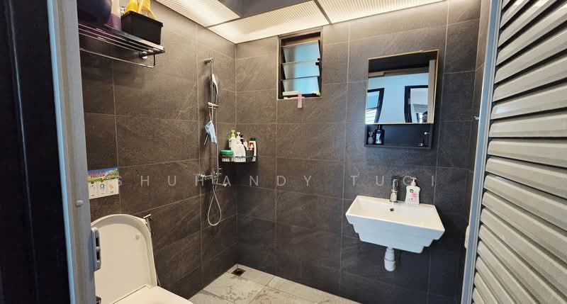 333A Yishun Riverwalk, 333A Yishun Street 31, 3 Bedrooms, 990 sqft, HDB Flat For Sale, by Shuhandy Tugi, 500217127 - Bathroom - PropertyGuru.com.sg