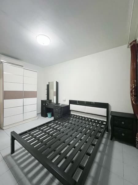 316 Woodlands Street 31, 316 Woodlands Street 31, 2 Bedrooms, 786 sqft, HDB Flat For Rent, by Iris Lin, 500217129 - Bedroom - PropertyGuru.com.sg