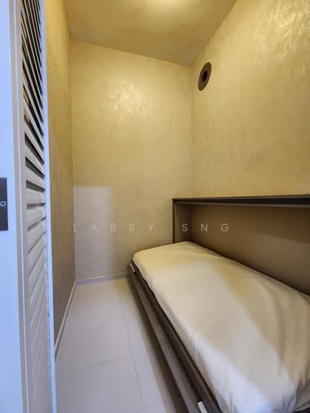 Hallmark Residences, 17 Ewe Boon Road, 4 Bedrooms, 2,013 sqft, Condominium For Rent, by Larry Sng, 500217133 - Helper Room - PropertyGuru.com.sg