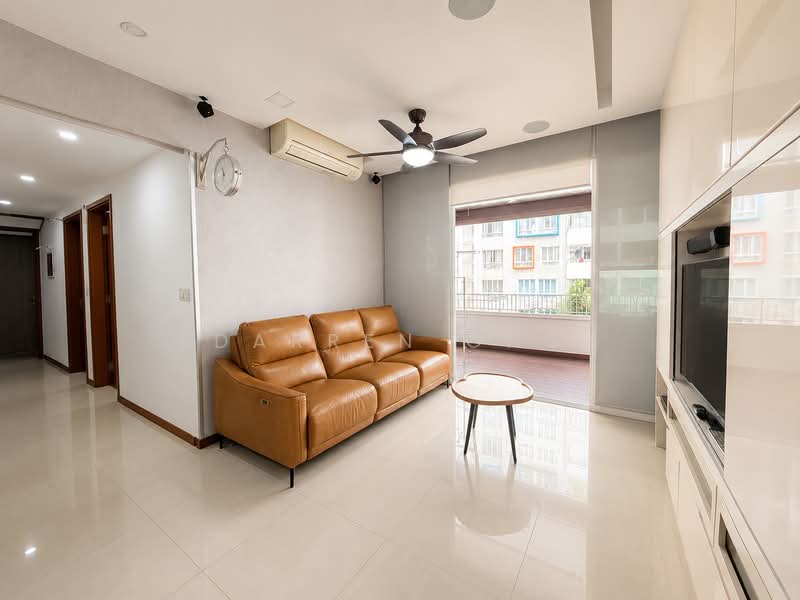 Mi Casa, 315 Choa Chu Kang Avenue 3, 4 Bedrooms, 1,292 sqft, Condominium For Rent, by Darren Ong, 500217144 - Living Room - PropertyGuru.com.sg