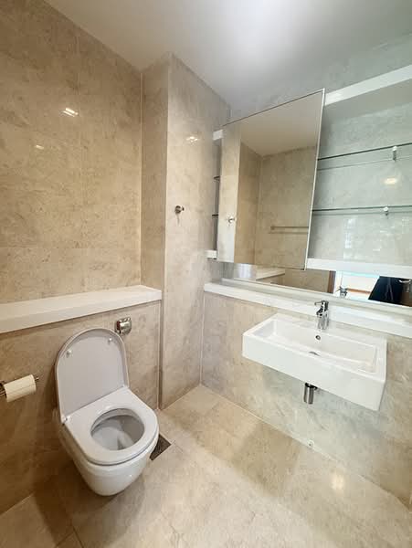 One Jervois, 3 Jervois Close, 2 Bedrooms, 990 sqft, Condominium For Rent, by Vivian Ng, 500217155 - Bathroom - PropertyGuru.com.sg