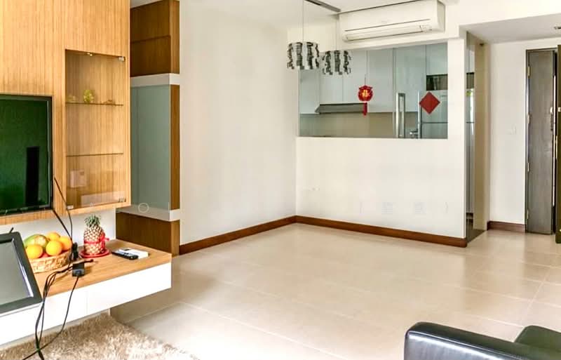 457 Segar Road, 457 Segar Road, 3 Bedrooms, 1,001 sqft, HDB Flat For Sale, by Aloisa Lua (嘉嘉), 500217165 - Living Room - PropertyGuru.com.sg