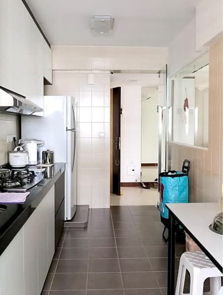 457 Segar Road, 457 Segar Road, 3 Bedrooms, 1,001 sqft, HDB Flat For Sale, by Aloisa Lua (嘉嘉), 500217165 - Kitchen - PropertyGuru.com.sg