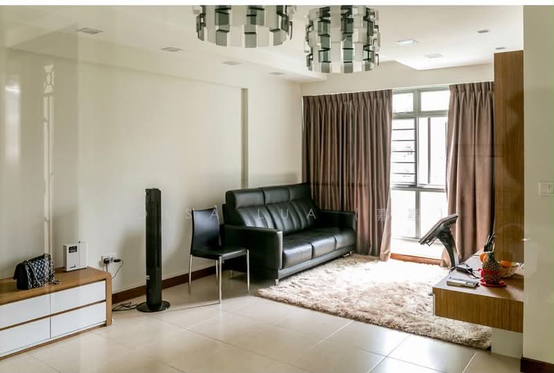 457 Segar Road, 457 Segar Road, 3 Bedrooms, 1,001 sqft, HDB Flat For Sale, by Aloisa Lua (嘉嘉), 500217165 - Living Room - PropertyGuru.com.sg