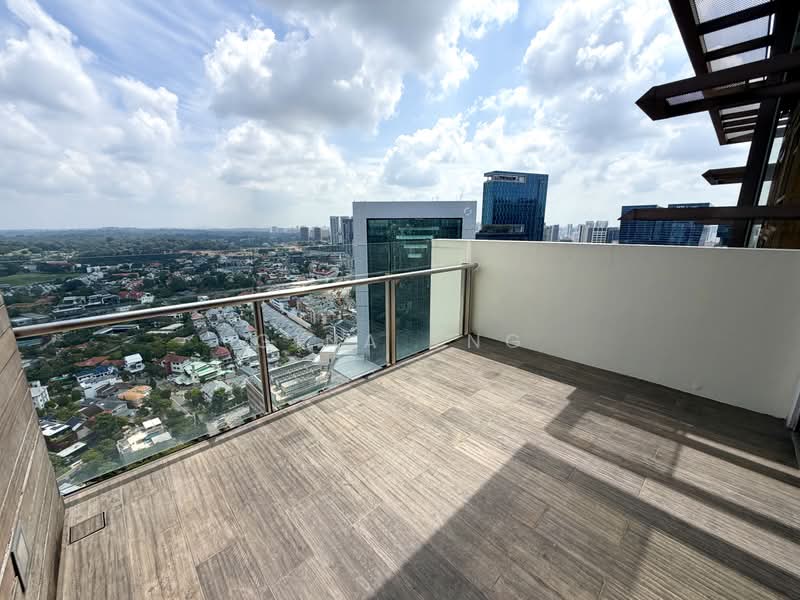 Newton Suites, 60 Newton Road, 3 Bedrooms, 4,865 sqft, Apartment For Sale, by Gina Tng, 500217166 - Balcony - PropertyGuru.com.sg