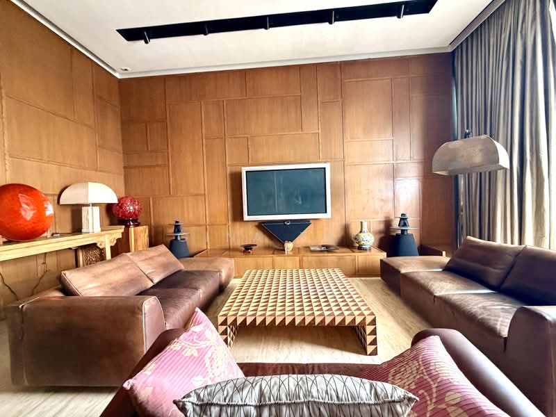 Newton Suites, 60 Newton Road, 3 Bedrooms, 4,865 sqft, Apartment For Sale, by Gina Tng, 500217166 - Living Room - PropertyGuru.com.sg