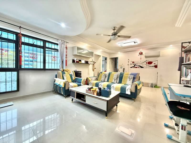 504B Montreal Drive, 504B Montreal Drive, 3 Bedrooms, 1,184 sqft, HDB Flat For Sale, by Kenneth Yeo, 500217169 - Living Room - PropertyGuru.com.sg