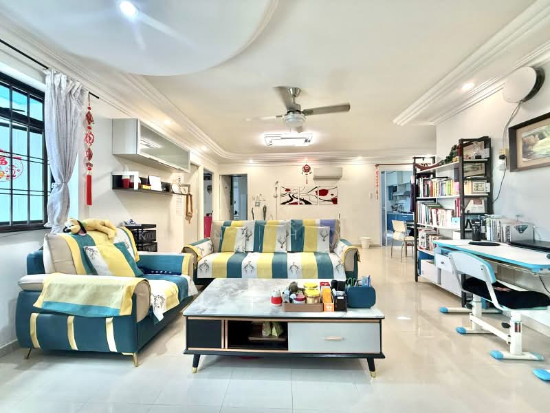 504B Montreal Drive, 504B Montreal Drive, 3 Bedrooms, 1,184 sqft, HDB Flat For Sale, by Kenneth Yeo, 500217169 - Living Room - PropertyGuru.com.sg