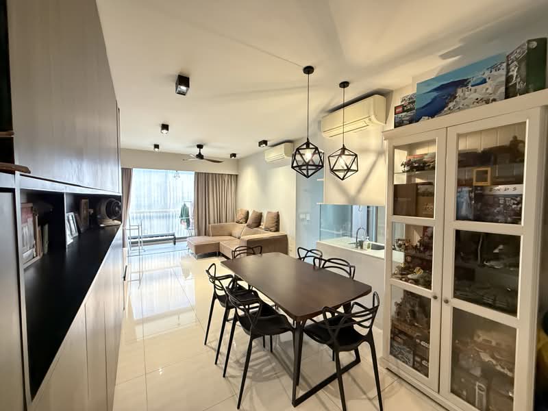 Sol Acres, 18 Choa Chu Kang Grove, 4 Bedrooms, 1,227 sqft, Executive Condominium For Sale, by Sim Kok Hin, 500217173 - Living Room - PropertyGuru.com.sg
