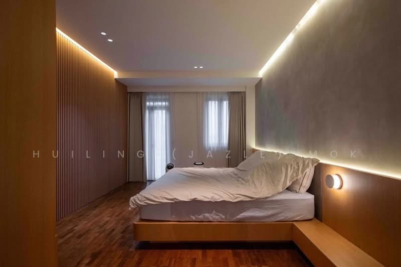 Seletar Hills Estate, Mimosa Crescent, 4 Bedrooms, 2,500 sqft, Corner Terrace For Sale, by Huiling (Jazle) Mok, 500217179 - Bedroom ensuite - PropertyGuru.com.sg