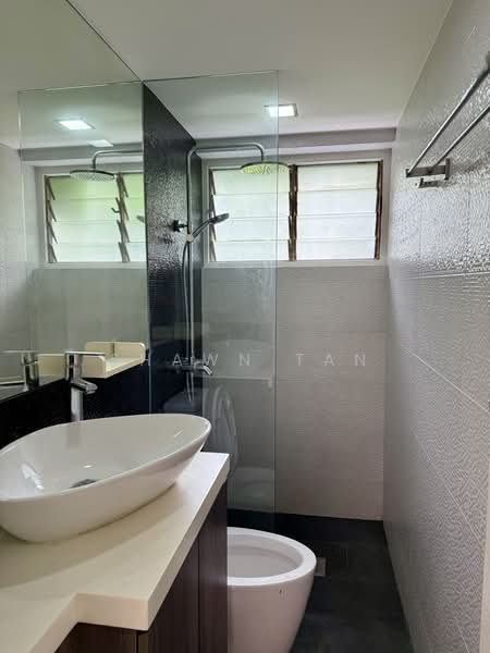 Pine Grove, 1G Pine Grove, 3 Bedrooms, 1,755 sqft, Condominium For Rent, by Shawn Tan, 500217181 - Bathroom - PropertyGuru.com.sg