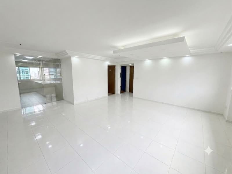 336 Woodlands Avenue 1, 336 Woodlands Avenue 1, 3 Bedrooms, 1,108 sqft, HDB Flat For Sale, by Nat Tjew, 500217187 - Living Room - PropertyGuru.com.sg