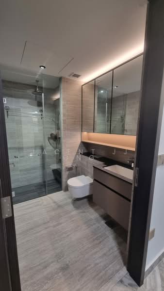 The Commodore, 67 Canberra Drive, 2 Bedrooms, 624 sqft, Condominium For Sale, by Jacent Jj Ong, 500217206 - Bathroom - PropertyGuru.com.sg