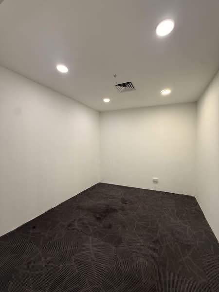 Excelsior Hotel, 5 Coleman Street, City Hall / Clarke Quay, 160 sqft, Mall Shop For Rent, by Julynn Ong, 500217217 - CommercialGuru.com.sg